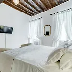 Domus Sant'angelo *