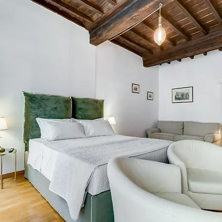 Domus Sant'angelo 아파트